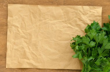 Demet maydanoz ve ambalaj kağıdı
