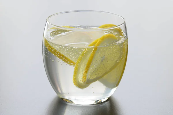 İçki serinletici yaz. Limonata