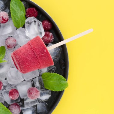 ev yapımı kiraz dondurma