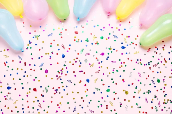 Pembe Şenlik Arka Planında Çok Renkli Balonlar Tatil Karnaval Doğum — Stok fotoğraf