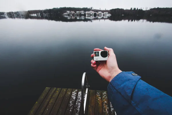 Eylem kamera ile video çekim. Heinolan, Finlandiya