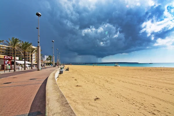 Autumn rain volleyball beach — Stock Photo, Image