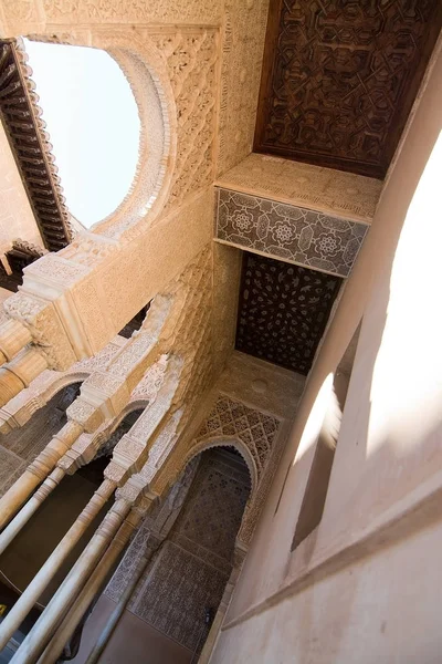 Alhambra interior details — Stock Photo, Image