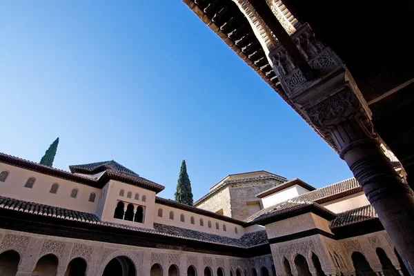 Alhambra interior details — Stock Photo, Image