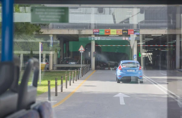 렌트카 공항 주차장에 반환 — 스톡 사진