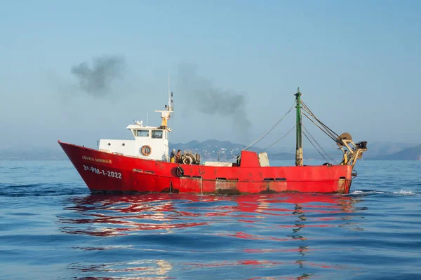 Navio de pesca Joven Mirmer Espanha — Fotografia de Stock