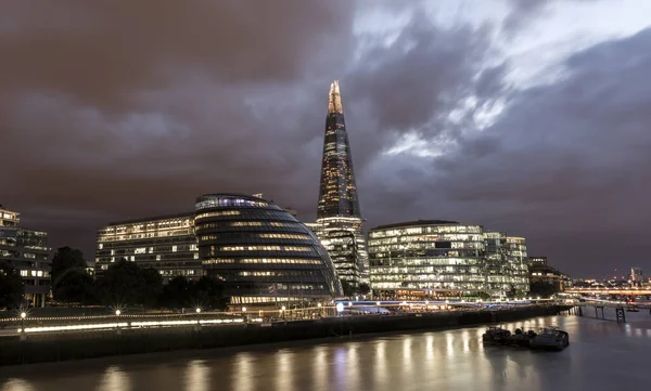 Shard City Hall More London Place Ночью Лондон Англия Великобритания — стоковое фото