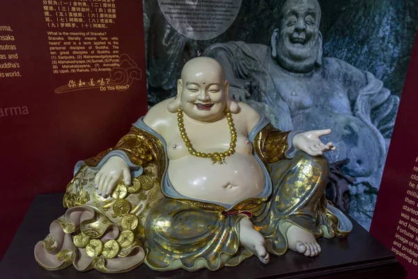 Chinese Laughing Buddha Statue — Stock Photo, Image