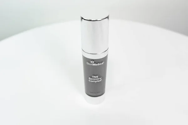 Surrey, BC / Canada - 07/16/19: High end skincare brand SkinMedica product TNS Recovery Complex, with human growth factors, a luxury cosmeceutical anti-aging treatment for the face. — 스톡 사진