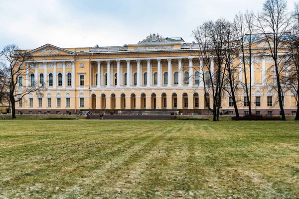 San Petersburgo Rusia Diciembre 2019 Vista Desde Parque Hasta Fachada — Foto de Stock