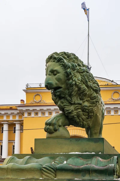 San Petersburgo Rusia Febrero 2020 Figura Bronce León Fondo Del — Foto de Stock