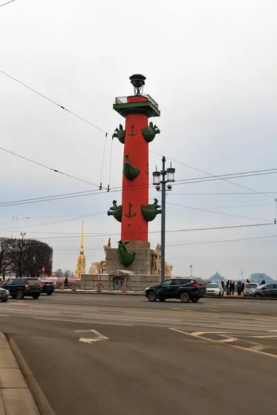 러시아 상트페테르부르크 2020 예프스키 뱃머리에 기둥들 — 스톡 사진
