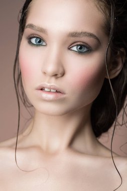 kadınlık tam gelişmiş bir tomurcuk