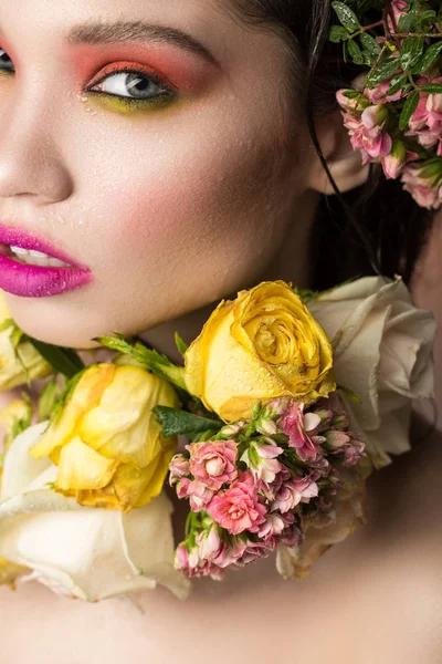 여성 스러움의 만발한 꽃 봉 오리 — 스톡 사진