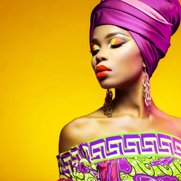 sıcak Afrika Güzeli