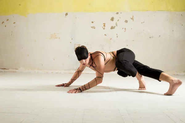 Manifestación de emociones a través de la danza —  Fotos de Stock