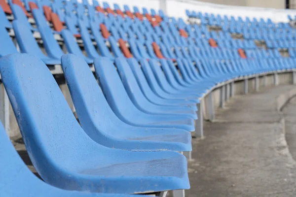 Ülőhelyek Stadion Hátterében Nézőtér Standok Széksorok Egy Szabadtéri Stadionban Spectatorülés — Stock Fotó