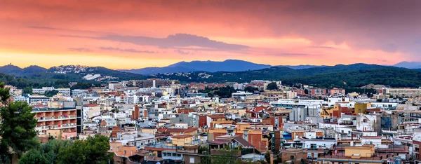 Puesta de sol sobre Lloret de mar, España, Costa brava — Foto de Stock