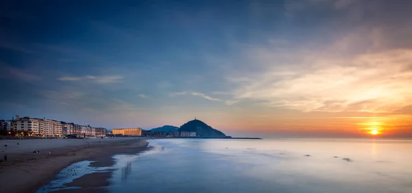 Sunset over zuriola beach — Stock Photo, Image