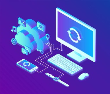 Bulut deposu. Cloud Computing Technology Isometric Concept with Computer, Smartphone ve Smart Watch Icons. Cihazdan alete internet üzerinden veri transferi. Cihazların senkronizasyonu. Vektör.