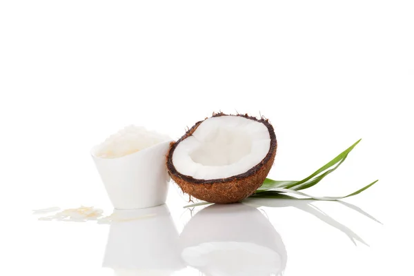 Coconut oil isolated on white background. — Stock Photo, Image
