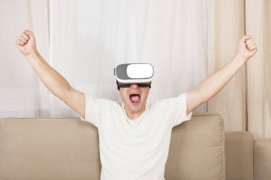 Sanal gerçeklik eğlence