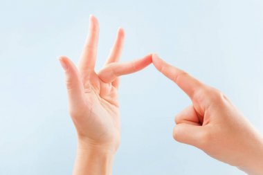 BSL Fingerspelling alfabesi.