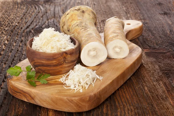 Fresh grated horseradish — Stock Photo, Image