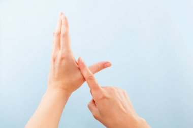 BSL Fingerspelling alfabesi.