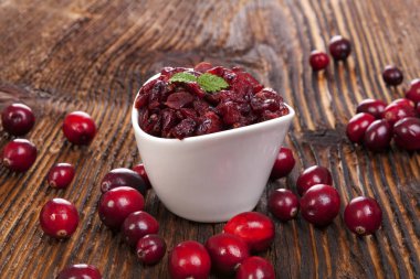 Lezzetli sağlıklı kızılcık. 