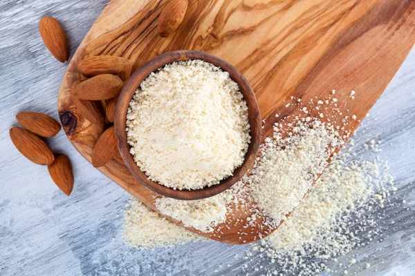 グルテン無料のアーモンドの小麦粉 — ストック写真