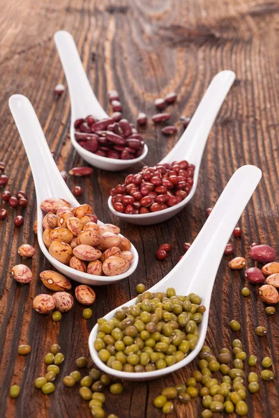 Various healthy legumes. — Stock Photo, Image