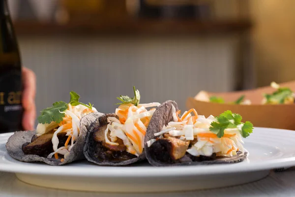 Carne Asada Mexický Styl Pouliční Jídlo Tacos Marinovaným Masem Cilantro — Stock fotografie