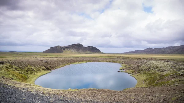 Krásný výhled na krajinu na Islandu — Stock fotografie