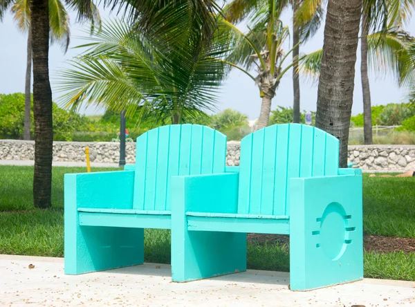 Photo of a plastic bench — Stock Photo, Image