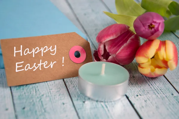 Glad påsk skrivit på papper tagg — Stockfoto