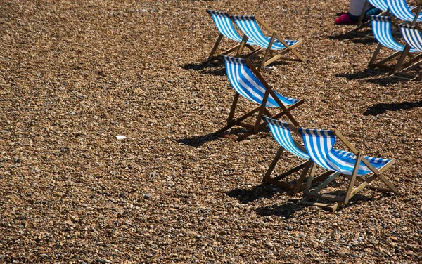 Cadeira de praia na praia — Fotografia de Stock