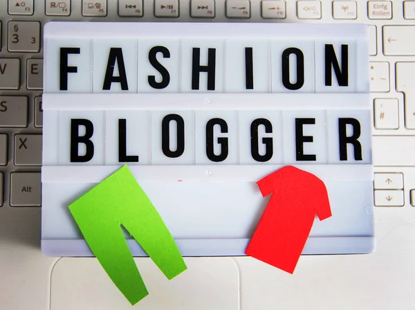 Conceito de blogueiro de moda — Fotografia de Stock