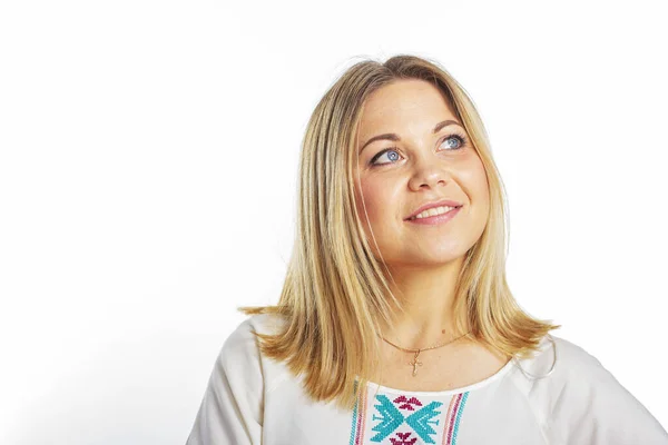 Isoleret Portræt Smuk Ung Kvinde Med Blond Hår Portræt Smilende - Stock-foto