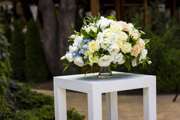 Çiçek Buketi Düğün Çiçekçisi — Stok fotoğraf