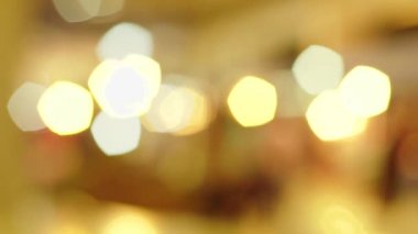 Gece vakti Chingmai Tayland 'da Bokeh of Night Market ile bulanık yol / sokak.