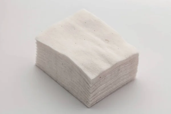 Cotone organico per vaporizzatore su fondo bianco — Foto Stock