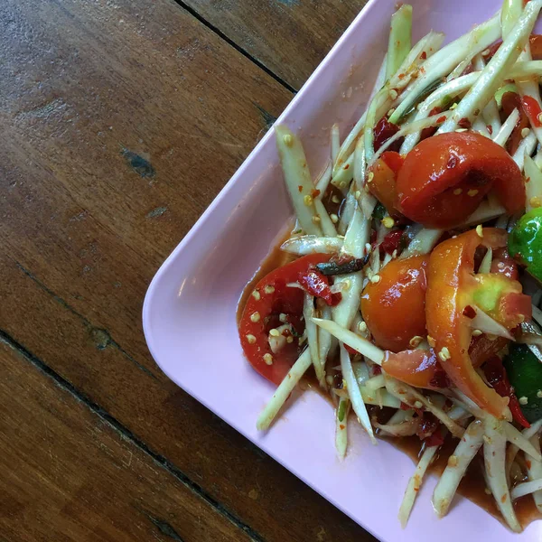 Om tam thai, green papaya salad — Stock Photo, Image