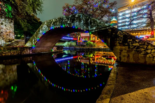 The Riverwalk at San Antonio, Texas, at Night. — Stock Photo, Image