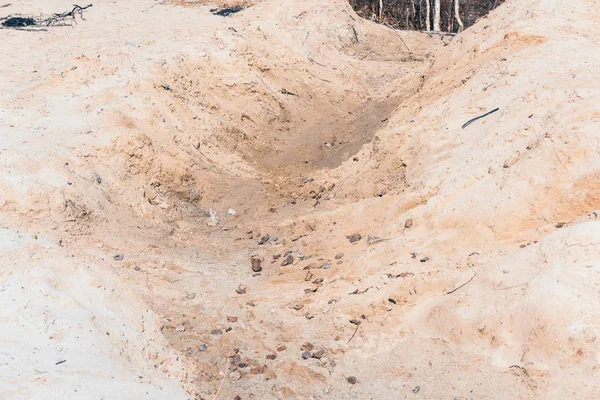 Nicht Tiefer Graben Aus Sand Wasser Aus Dem Gebiet Abzuleiten — Stockfoto