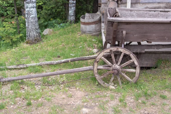 Старая Крестьянская Повозка Перевозки Вещей Людей Привязанных Лошади — стоковое фото
