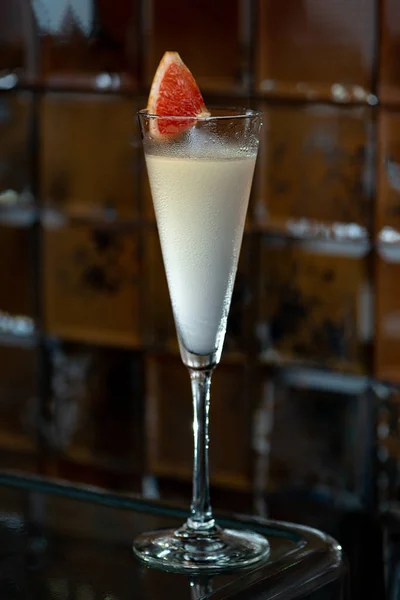 Cocktail di fizz al paloma . — Foto Stock