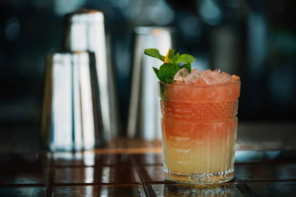 Rouge Cocktail Bar Counter Closeup — Stock Photo, Image