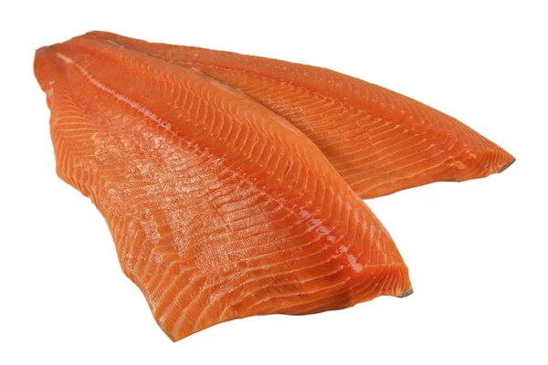 Taze Sockeye somon fileto, beyaz arka plan.