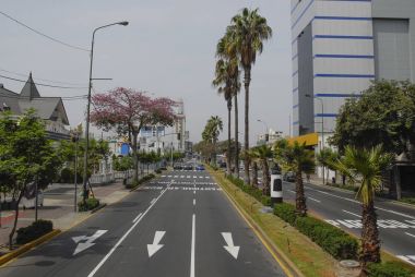 Sokak Miraflores bölgesinde, Lima, Peru.